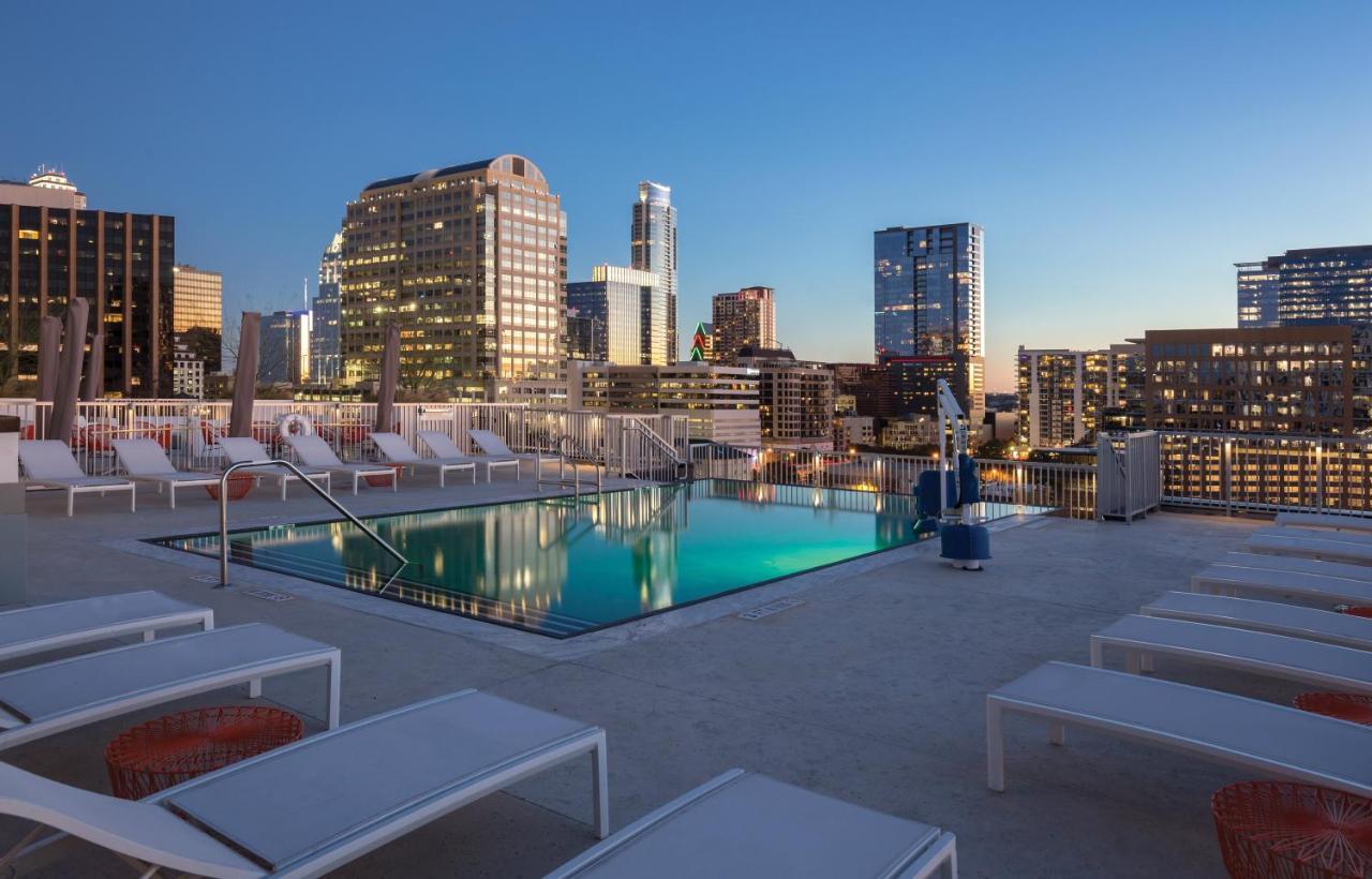 Club Wyndham Austin Hotel Exterior foto