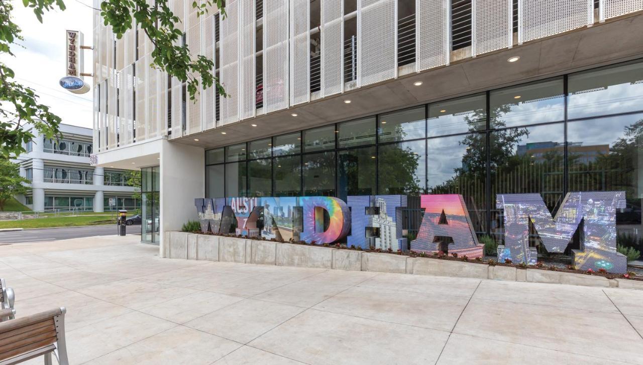 Club Wyndham Austin Hotel Exterior foto